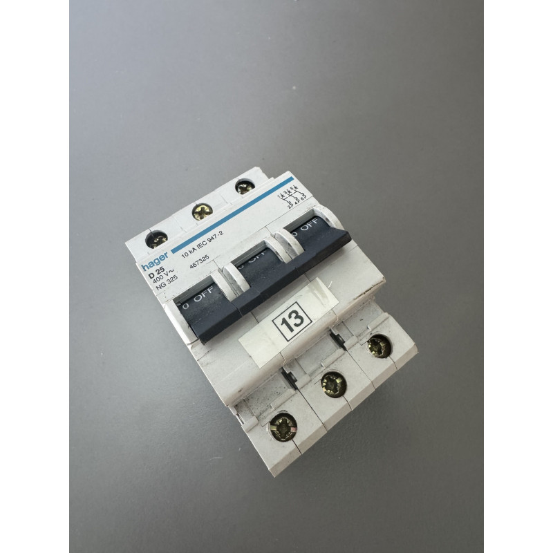 Disjoncteur triphasé Hager NG325 D 25 A