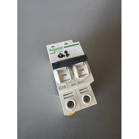 Disjoncteur bipolaire Schneider Electric Acti9 iC60N 10A