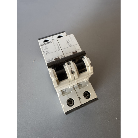 Disjoncteur bipolaire Siemens série 5SY62 10 A