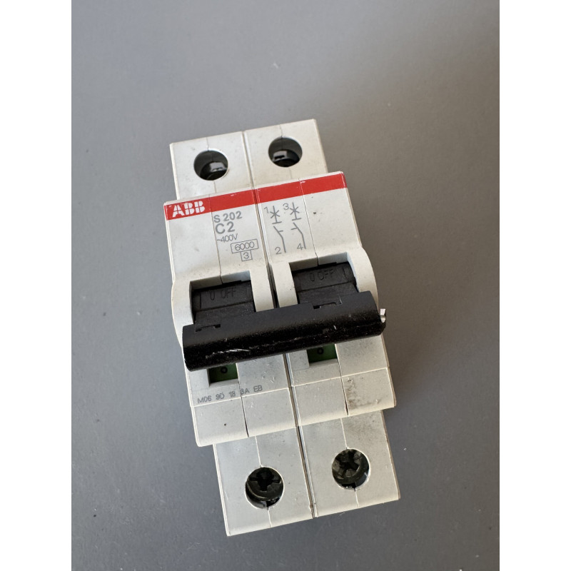 Disjoncteur bipolaire ABB S202-C2 2 A