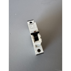 Disjoncteur monophasé Siemens série 5SY61 4 A