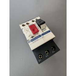 Disjoncteur moteur magnétothermique Télémécanique GV2ME06 avec module auxiliaire