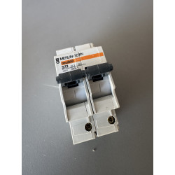 Disjoncteur modulaire bipolaire Merlin Gerin ST1 C10 15651