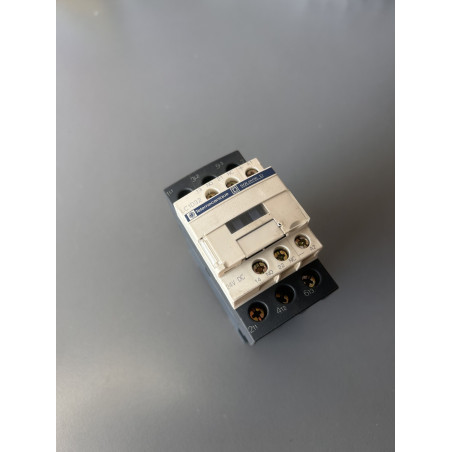 Contacteur de puissance tripolaire Telemecanique LC1D32