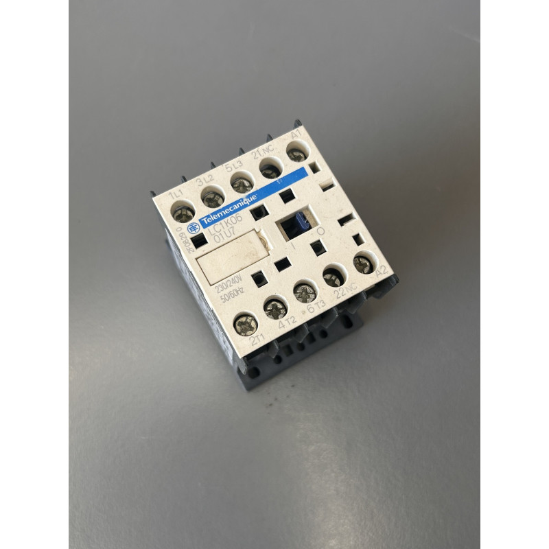 Contacteur de puissance compact Telemecanique LC1K0601U7