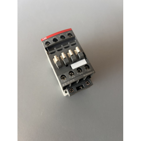 Contacteur triphasé ABB AF16-30-01-13
