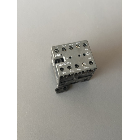 Contacteur triphasé compact ABB B6-30-01