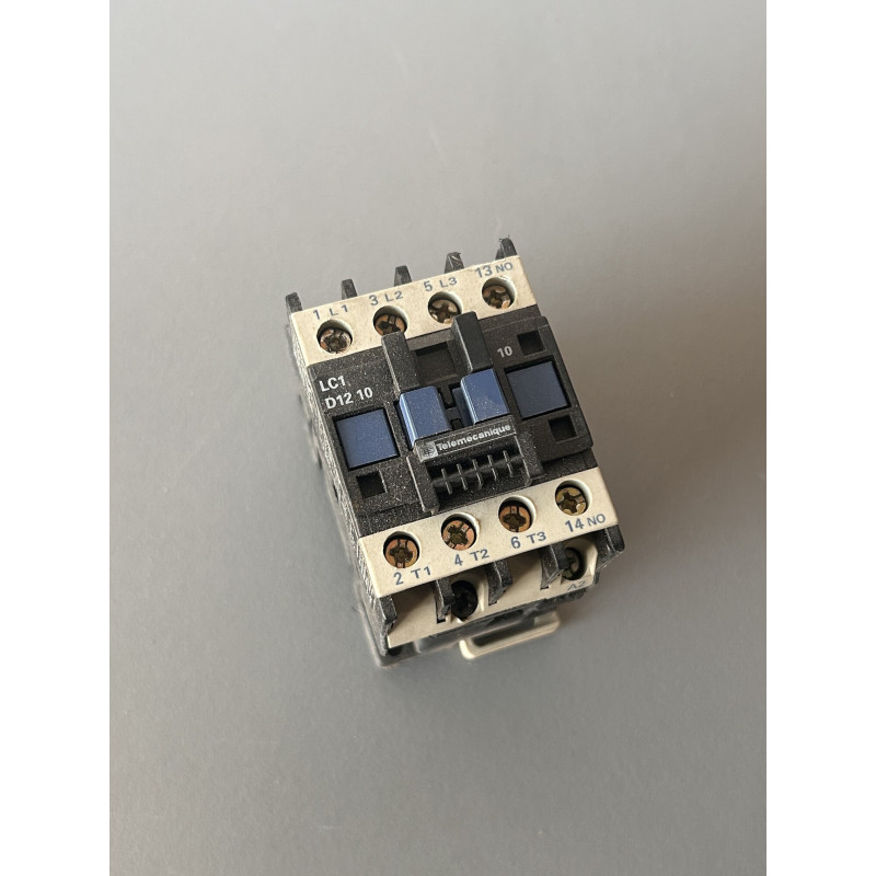 Contacteur triphasé Télémécanique LC1 D12 10