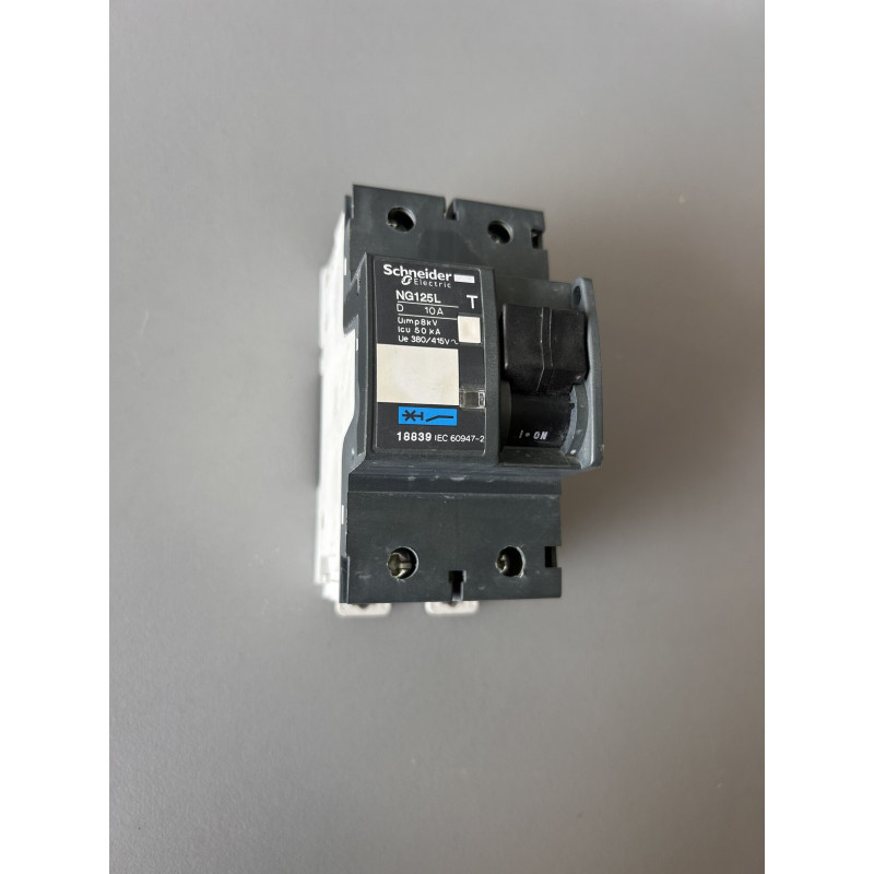 Disjoncteur modulaire Multi9 NG125 18839