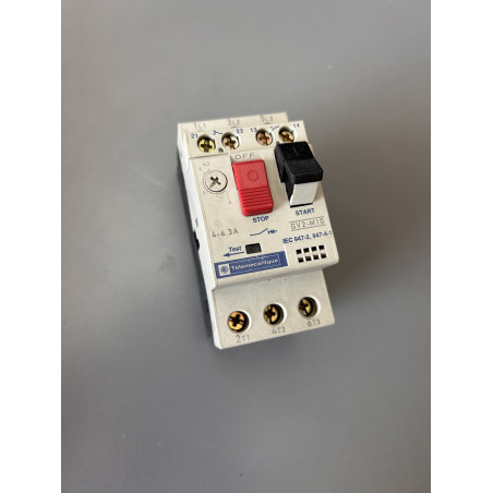 Disjoncteur moteur magnétothermique Télémécanique GV2-M10 avec module auxiliaire