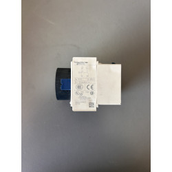 Relais temporisé à enclenchement Schneider LADT2