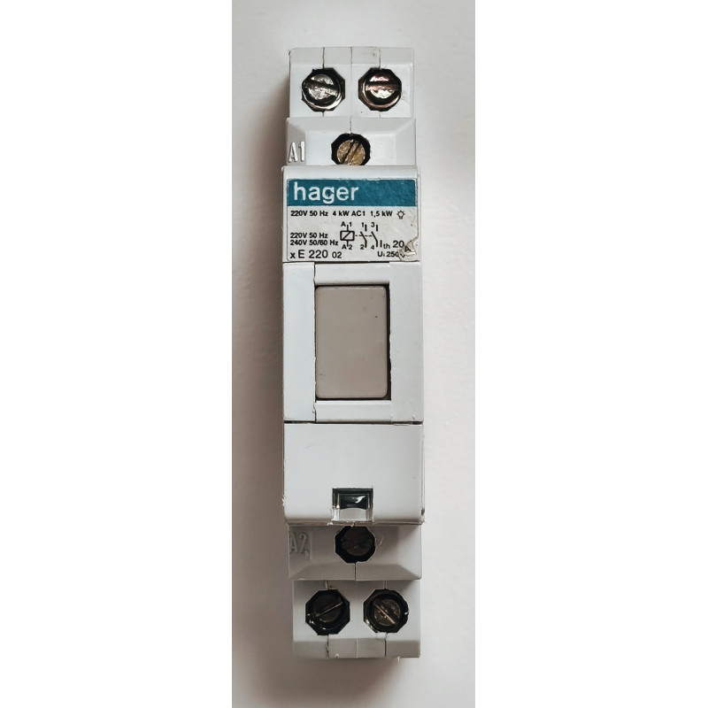 Contacteur modulaire Hager E220 02 – 2 NO – 20 A – Bobine 230 V AC